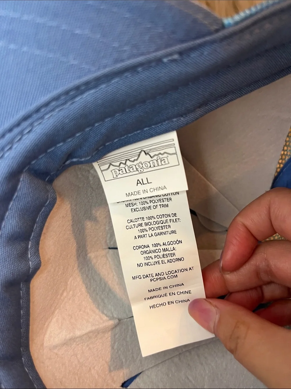NWT Patagonia Cream and Blue  + Leadville Bright Yellow Trucker Hat Bundle